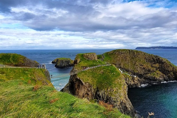 Northern Ireland Including Giant's Causeway Rail Tour from Dublin - Why this makes sense from Dublin
