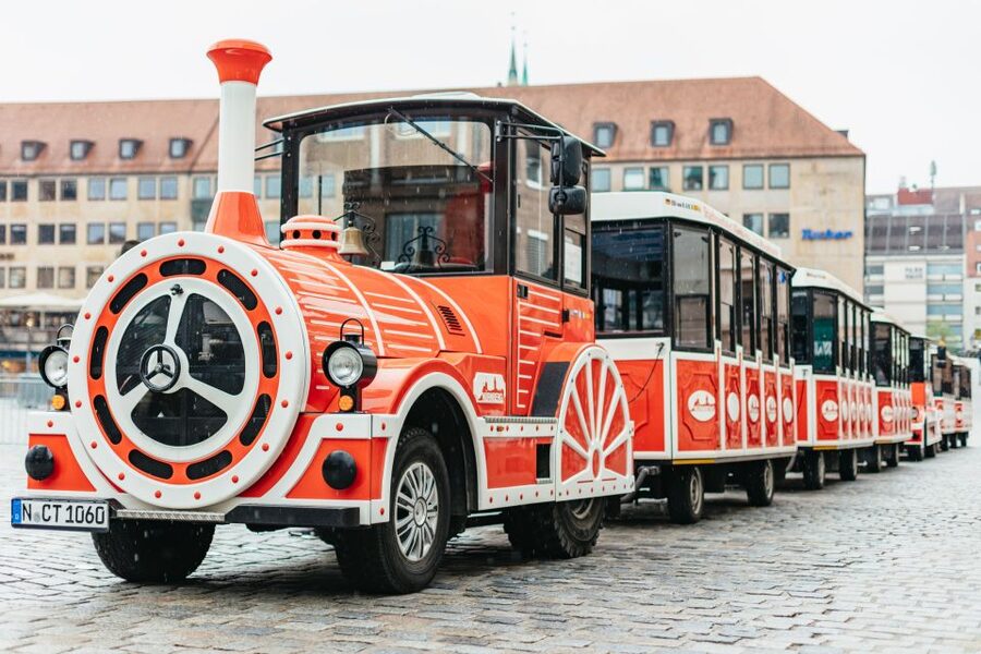 Nuremberg: City Tour with the Bimmelbahn Train - St. Lawrence Church and the southern Old Town