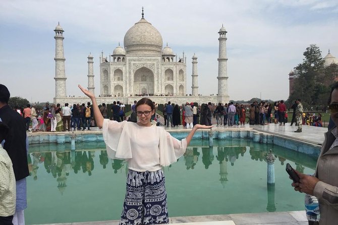One Day Tour to Taj Mahal from Delhi by Fastest Train with Meals - Who should book this tour?