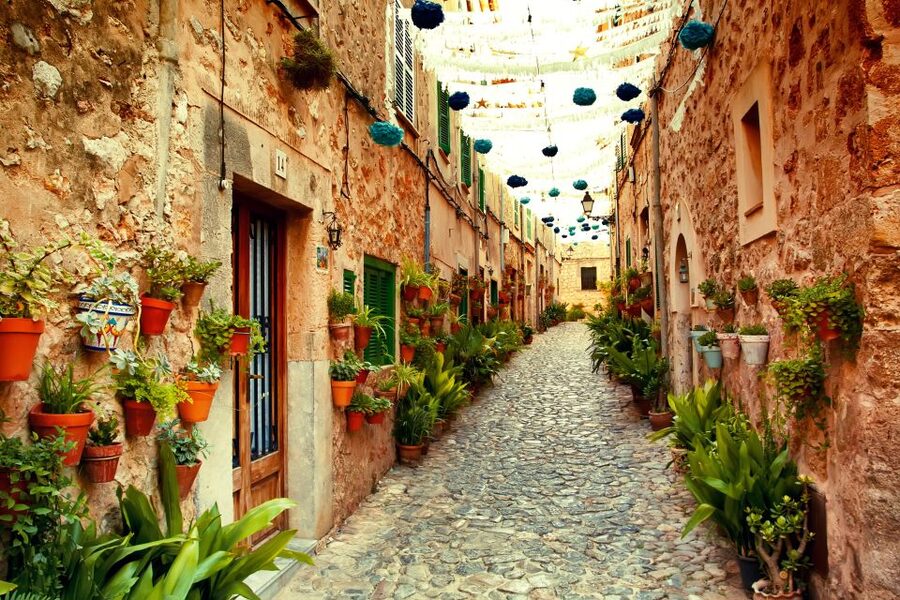 Palma: Tramuntana Full-Day Tour with Sóller Train and Lunch - Why this route works so well in one day