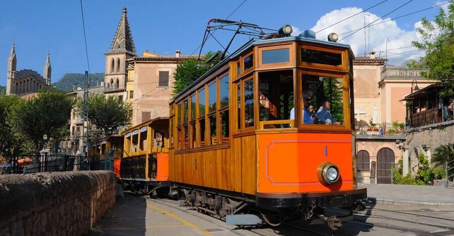 Palma: Tramuntana Full-Day Tour with Sóller Train and Lunch - Riding the Red Lightning from Palma to Sóller