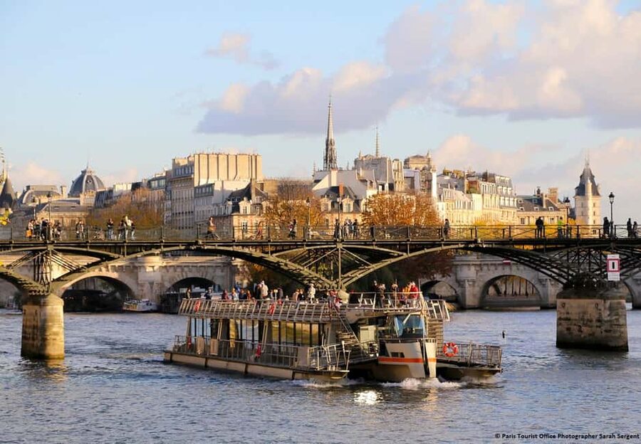 Paris: Montmartre Train Ride w/ Optional Seine River Cruise - Who will enjoy this experience most?