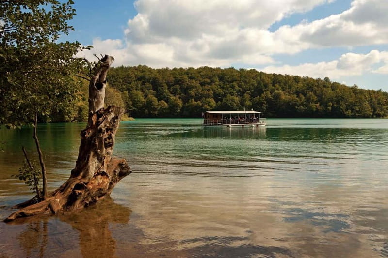 Plitvice Lakes: Guided Walking Tour with Train and Boat Ride - The electric boat ride across the lakes