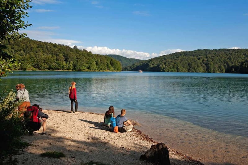 Plitvice Lakes: Guided Walking Tour with Train and Boat Ride - Upper lakes for a longer, fuller visit