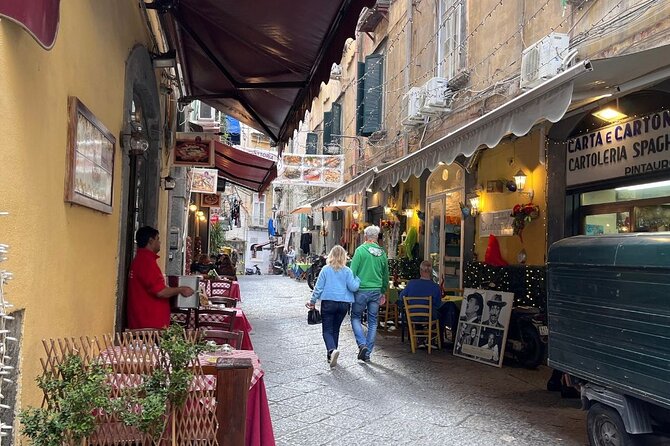 Pompeii and Naples Tour from Rome by Train with Lunch - Two hours among Pompeii’s streets