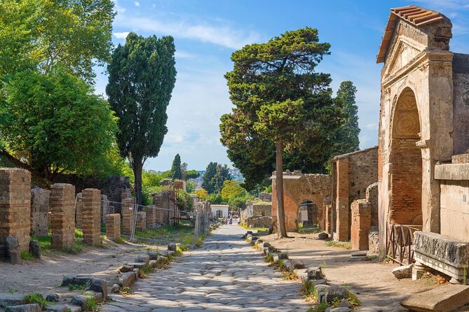 Pompeii & Herculaneum by Train from Rome with Pizza Lunch - Herculaneum brings a different kind of surprise