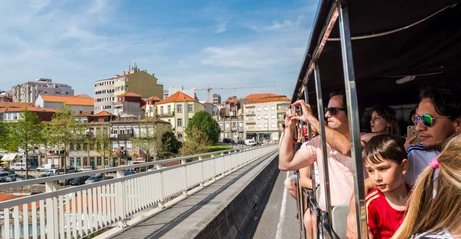 Porto: City Train Tour, River Cruise & Wine Cellar - The city circuit through Porto’s old center