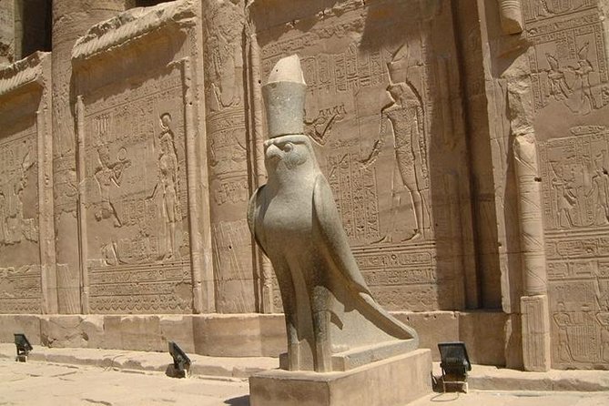 Private 7-Night Egypt Explorer Tour including Sleeper Train and Nile Cruise from Cairo - Day 2: Giza, the Egyptian Museum, and the first sleeper train
