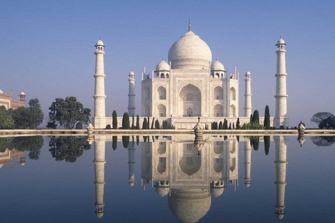 Private Agra Tour by Gatimaan Train visit Taj Mahal and Agra Fort from Delhi - Why the Gatimaan train makes this Agra trip practical