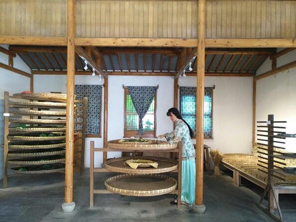Private Day Tour: Suzhou Incredible Highlights from Shanghai by Car or Train - Five useful things to know before booking