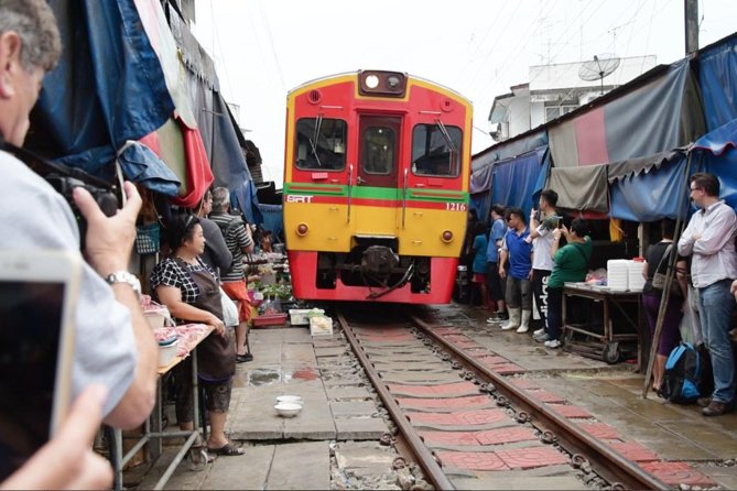 Private Excursion to Maeklong Railway and Floating Markets - Mae Klong Railway Market and the train