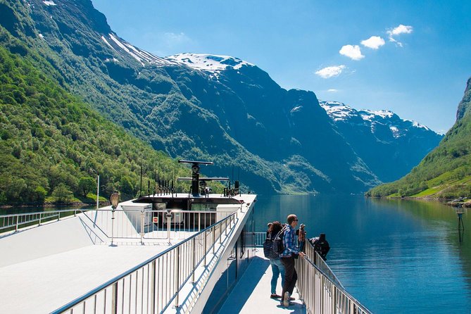 Private tour, Bergen to Oslo - Nærøyfjord Cruise & Flåm Railway - Cruising the Nærøyfjord on Future of the Fjords