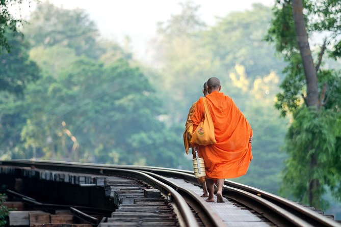 Private Tour: Thai–Burma Death Railway Bridge on the River Kwai from Bangkok - Thai lunch after the train
