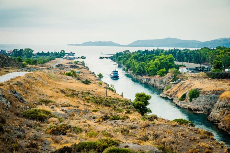 Private Tour to Ancient Corinth, Cave of Lakes & Cog Railway - Who should book this tour