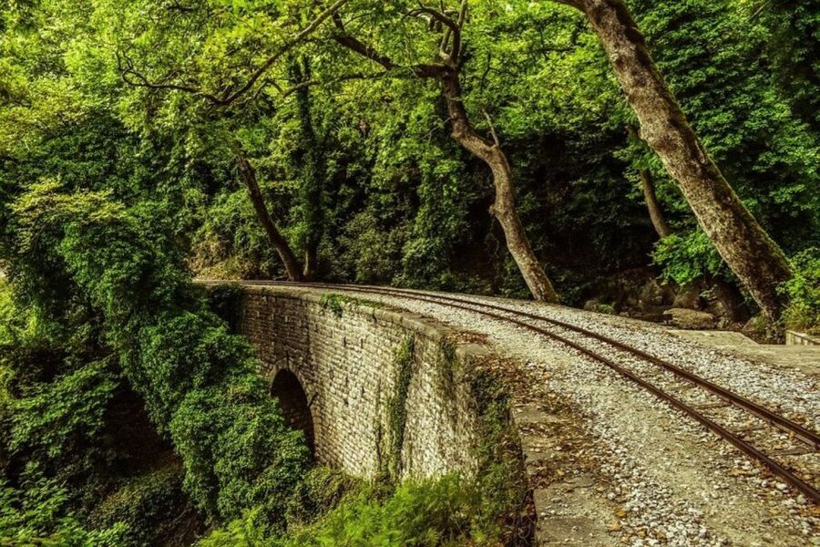 Private Tour to Ancient Corinth, Cave of Lakes & Cog Railway - The Corinth Canal: a brief engineering stop