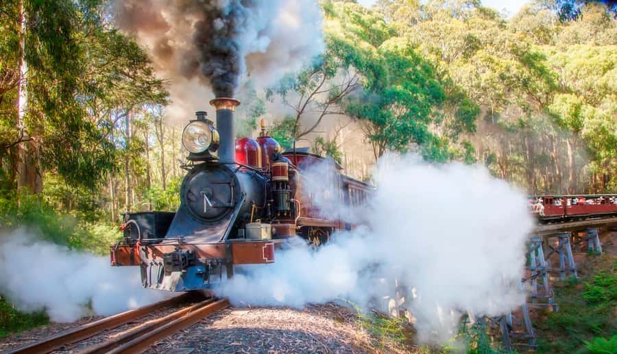 Private Tour to Dandenong Ranges & Puffing Billy Steam Train - Why this makes a good Melbourne day trip