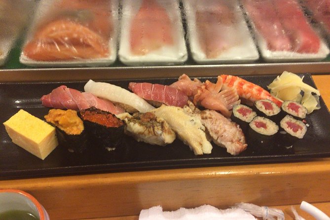 Private tour with Yasushi and Yoko - by car, train, on foot - A seven-hour introduction to Tokyo