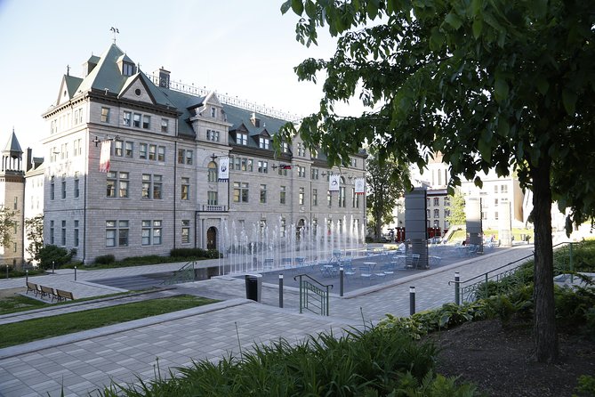 Private Walking Tour of Old Quebec with Funicular - The funicular and the way down to Lower Town