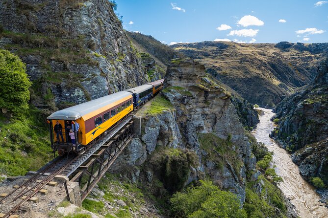 Queenstown to Dunedin with Taieri Gorge Train One-Way Tour - Morning Tea at Dunstan House in Clyde