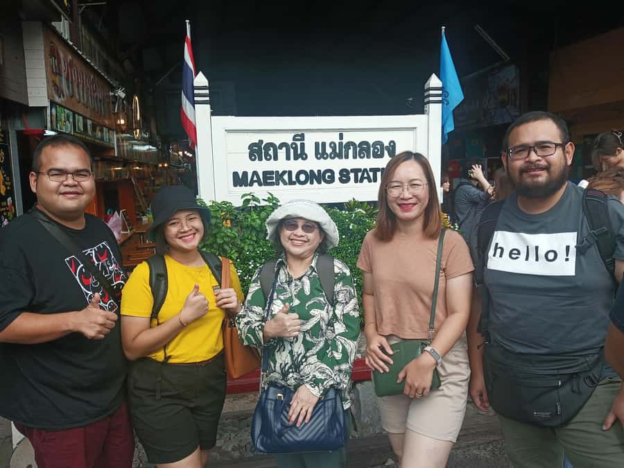 Railway to Waterway: Exploring Railway and Floating Market - Timing, comfort, and practical advice