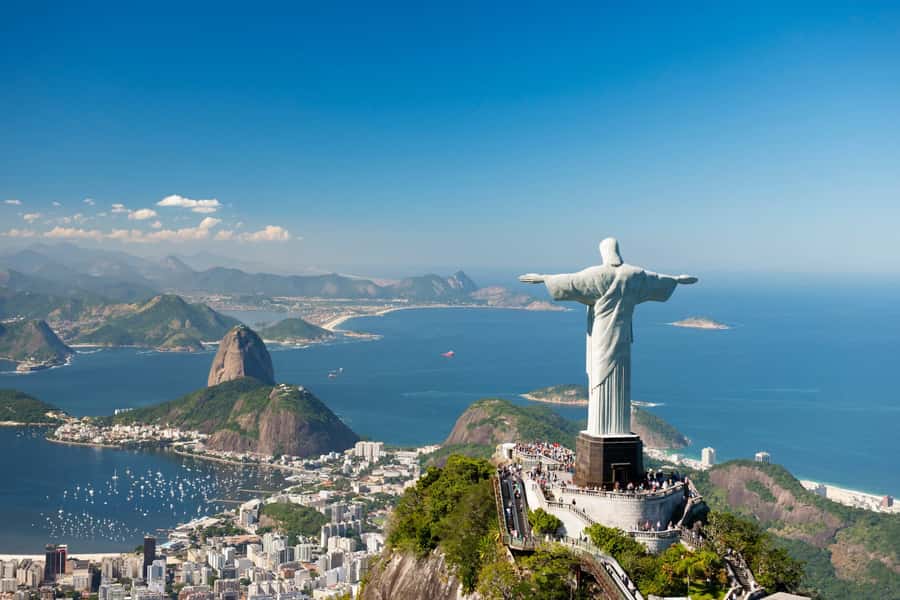 Rio de Janeiro: Corcovado Train & Sugarloaf Tour with Lunch - A buffet lunch that keeps the day moving