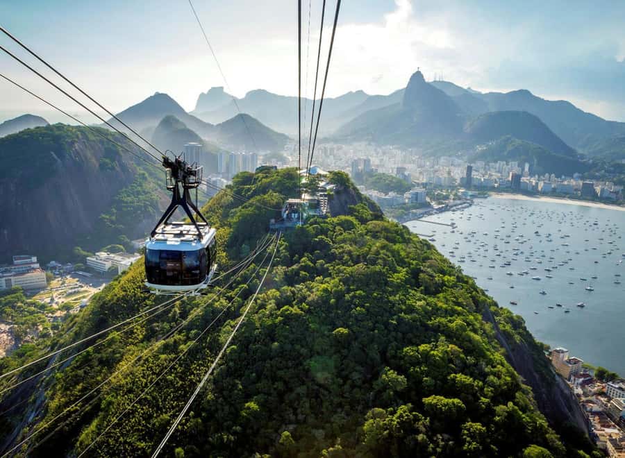 Rio de Janeiro: Corcovado Train & Sugarloaf Tour with Lunch - Pickup areas and the practical side