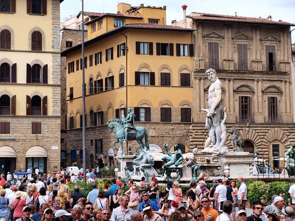 Rome to Florence: High-Speed Train Day Trip with Guided City Tour - Piazza della Repubblica and Florence’s Central Streets