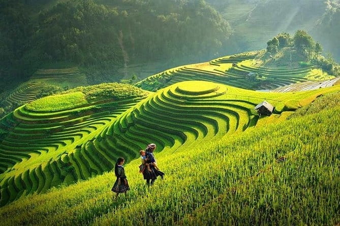 Sa Pa Trekking 2 Days 3 Nights Homestay by Night Train - Guides make the difference