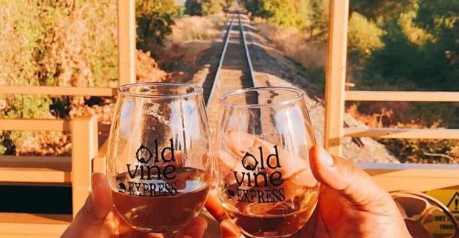Sacramento: Old Vine Express Train Ride with Wine Tasting - Boarding near Old River Road