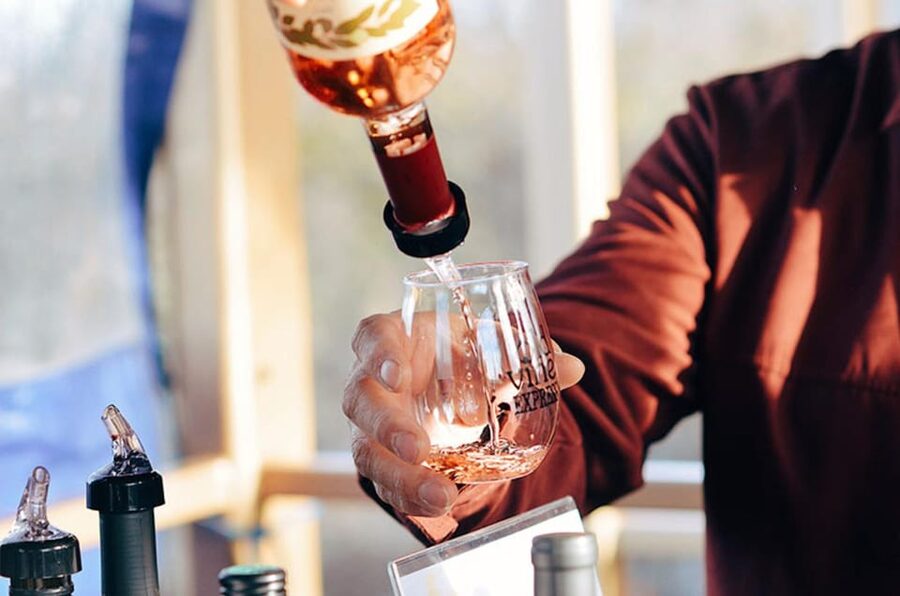Sacramento: Old Vine Express Train Ride with Wine Tasting - Five wines, then one full glass