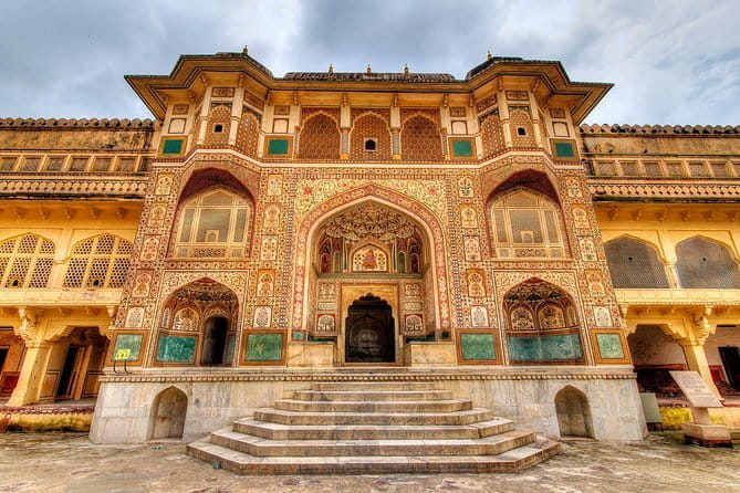 Same Day Agra Tour By Gatimaan Express Train from delhi - Baby Taj and the smaller details