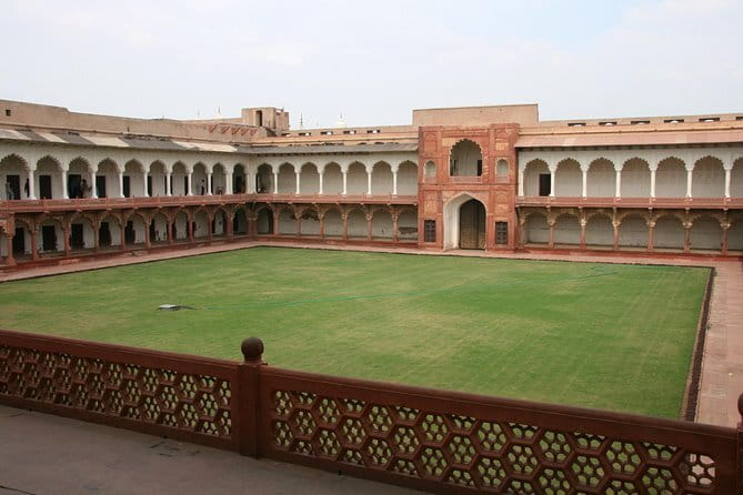 Same Day Taj Mahal and Agra Tour by Fastest Train from Delhi - A 7 a.m. pickup and private touring setup