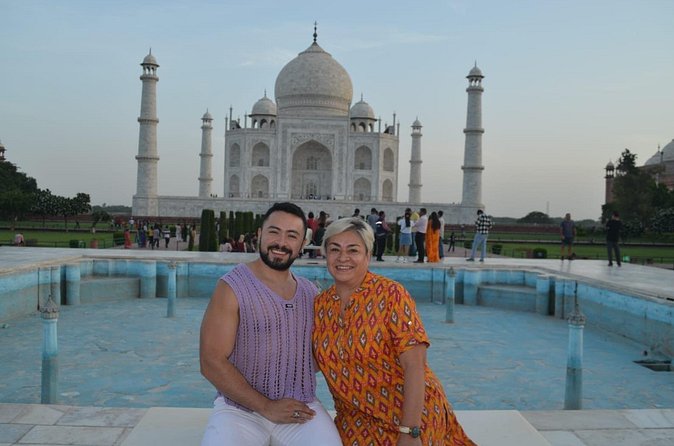 Same Day Taj Mahal Tour by Super Fast Train From Delhi - The eight-hour pace and what it leaves out