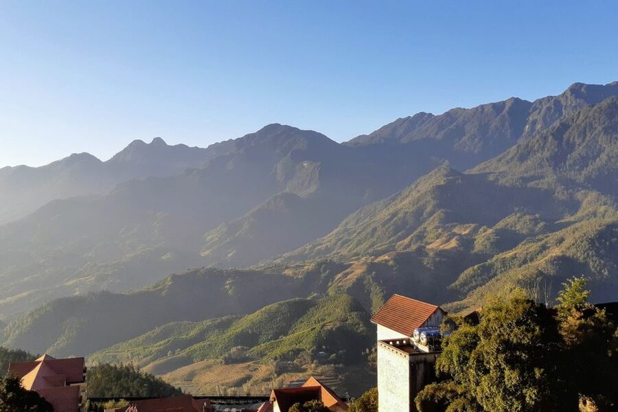 Sapa: 3-Day, 3-Night Trek and Hotel with Overnight Train - Handling the sales pressure in Sapa