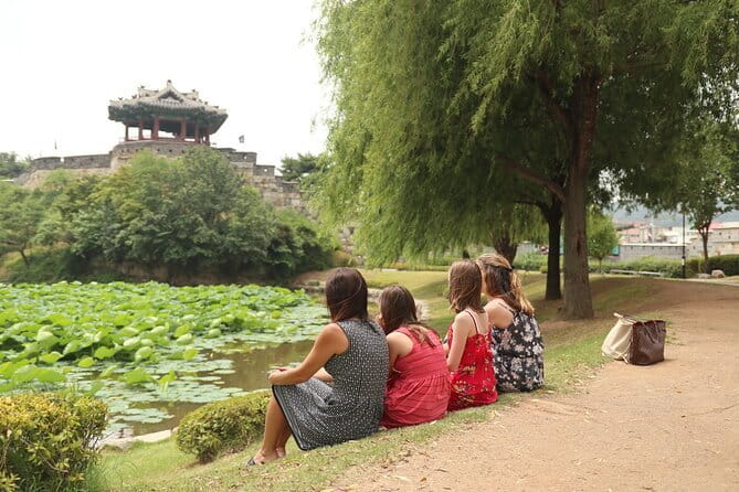 Scenic Escape: Nami Island, Garden of Morning Calm, and Rail Bike - A quiet hour at the Garden of Morning Calm