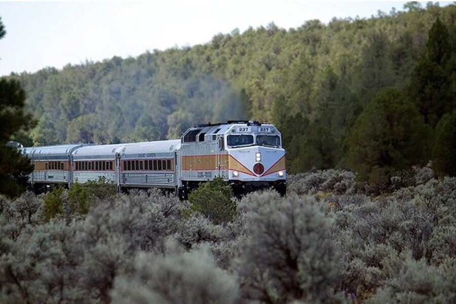 Sedona, AZ: Grand Canyon Guided Tour and Historic Railway - Grand Canyon Village and your lunch break