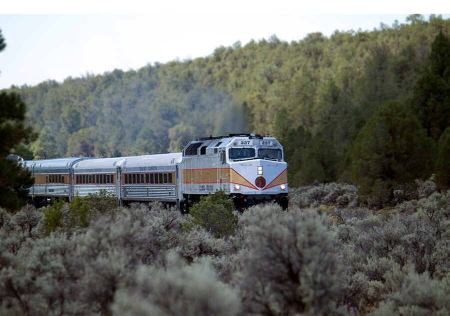 Sedona/Flagstaff: Grand Canyon Tour & First-Class Train Ride - Who should book this tour