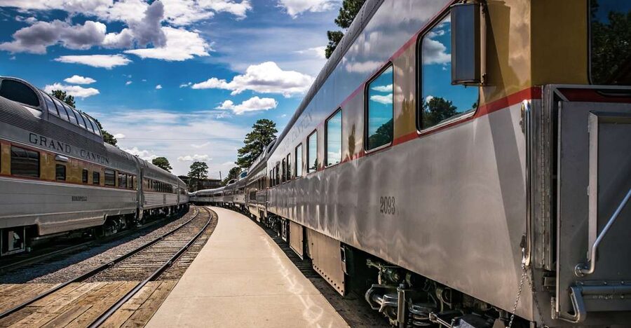 Sedona: Grand Canyon Railway Full-Day Scenic Rail Tour - East Rim scenery, the Painted Desert, and Little Colorado Gorge