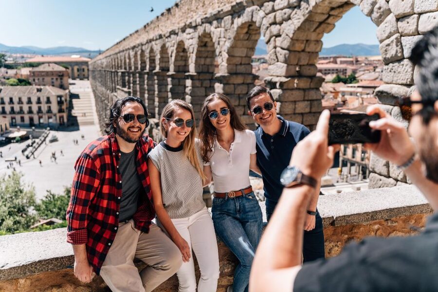 Segovia Private Guided Visit & Alcazar with High Speed Train - The Roman aqueduct gives Segovia its wow moment