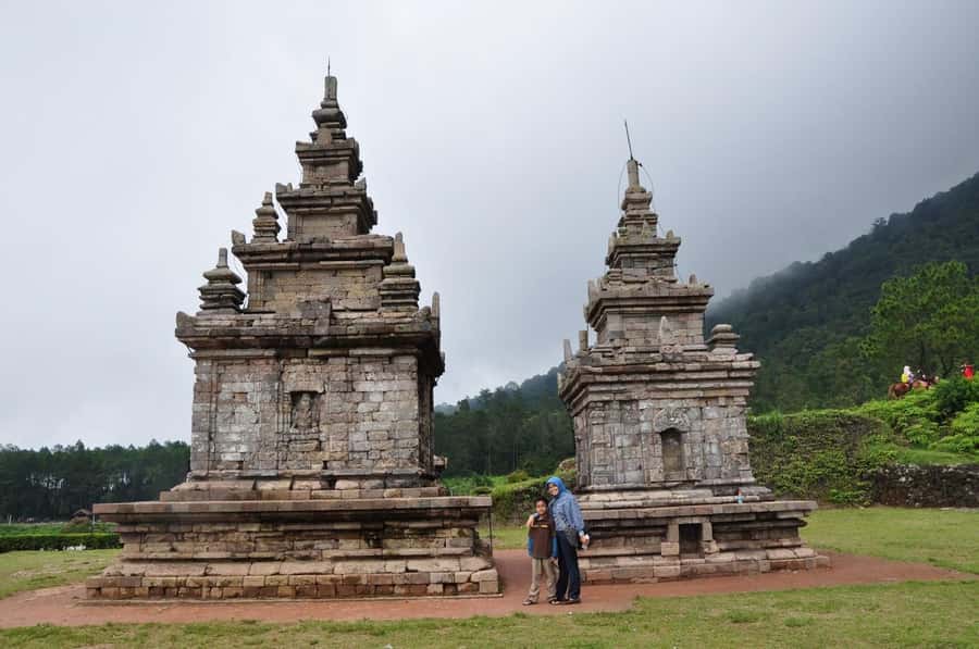 SEMARANG TOURS : GEDONGSONGO TEMPLE/TRAIN MUSEUM AMBARAWA - What the private car adds to a long day