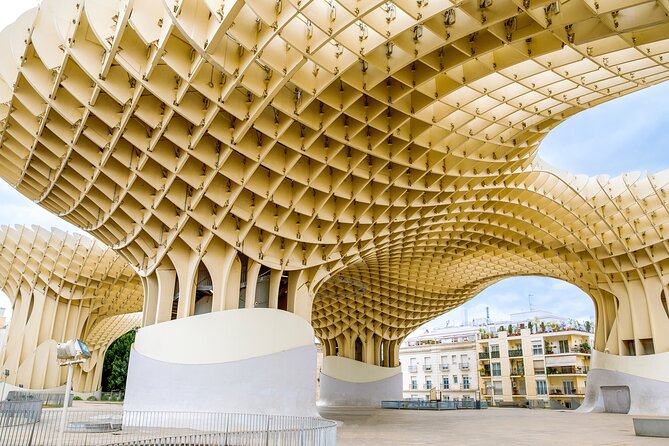 Seville in One Day by High speed Train from Madrid Private Tour - Santa Cruz and Seville’s old streets
