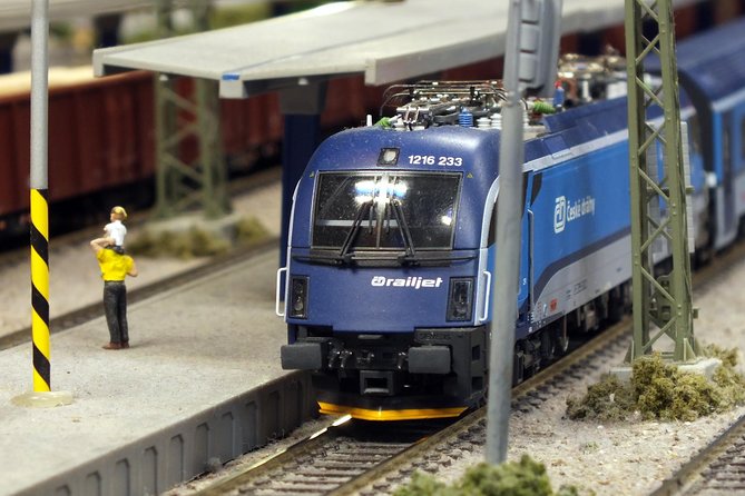 Skip the Line: Kingdom of Railways Entrance Ticket in Prague - What you see inside the 115-square-meter railway display