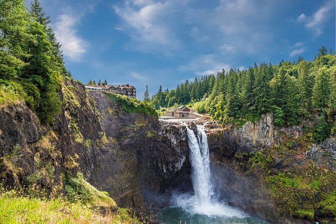 Snoqualmie Fall & Railway Museum 3-Hours (Private Tour) - The 0.4-mile lower trail at Fisher Creek Park