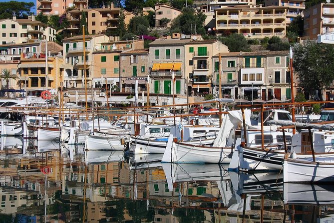 Soller Port with Train and Tram Mallorca Half Day Trip - Port de Sóller and the old electric tram