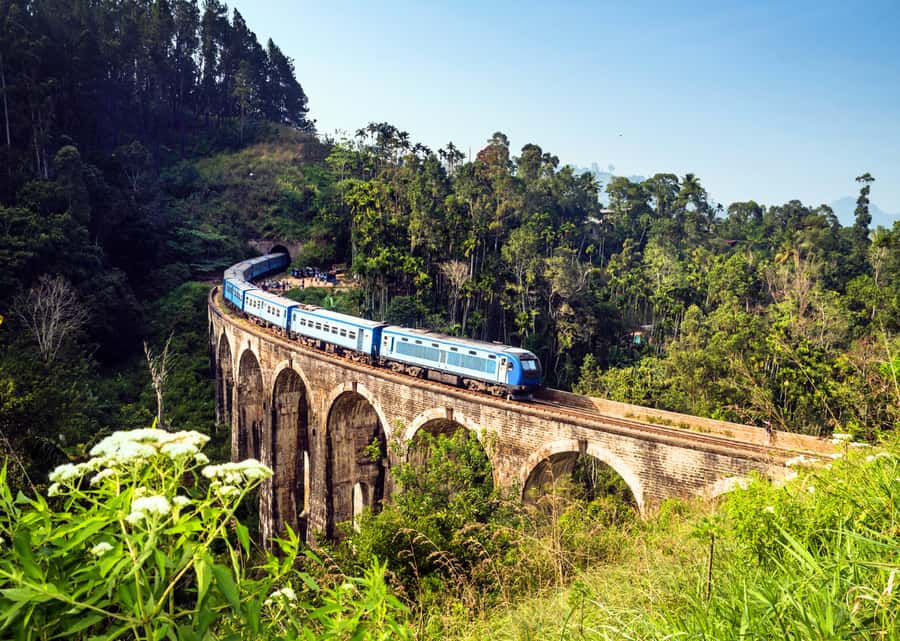 Sri Lanka Private 2-day Tour:Train Trip, Kandy, Nuwara Eliya - Day two: the Kandy to Nuwara Eliya train