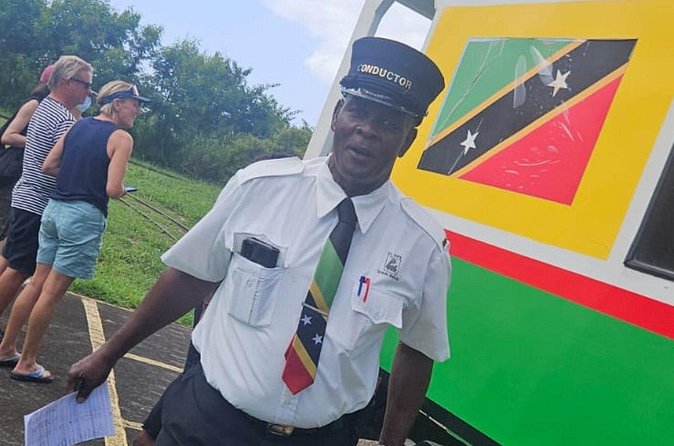 St.Kitts Sugar Train Tour / Pick up & Drop-Off Included - Choosing between the upper and lower decks