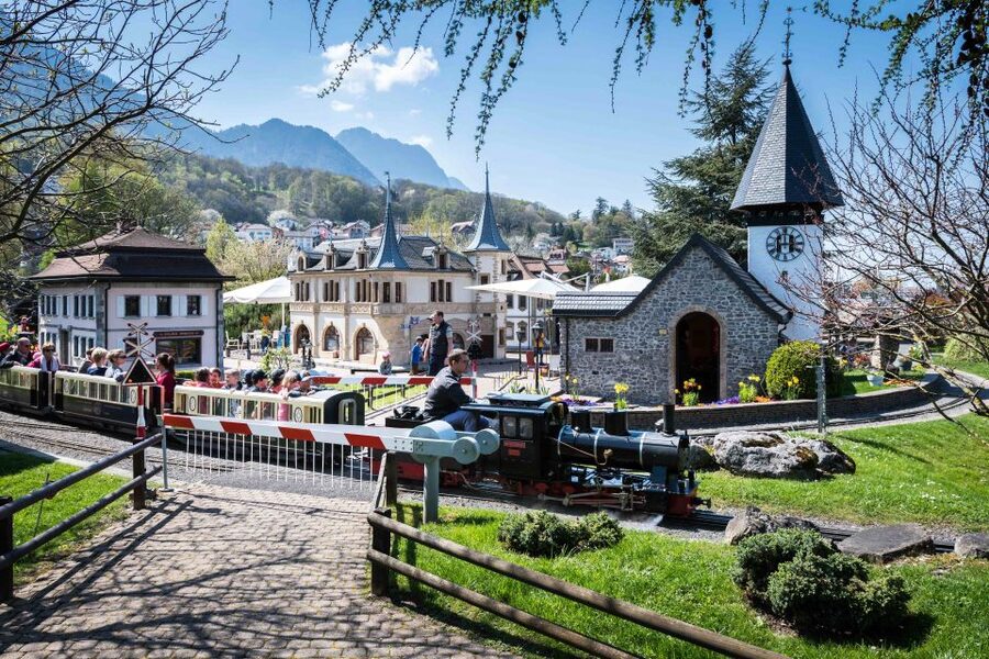 Swiss Vapeur Parc : the most beautiful railway park - Four routes through a miniature Switzerland