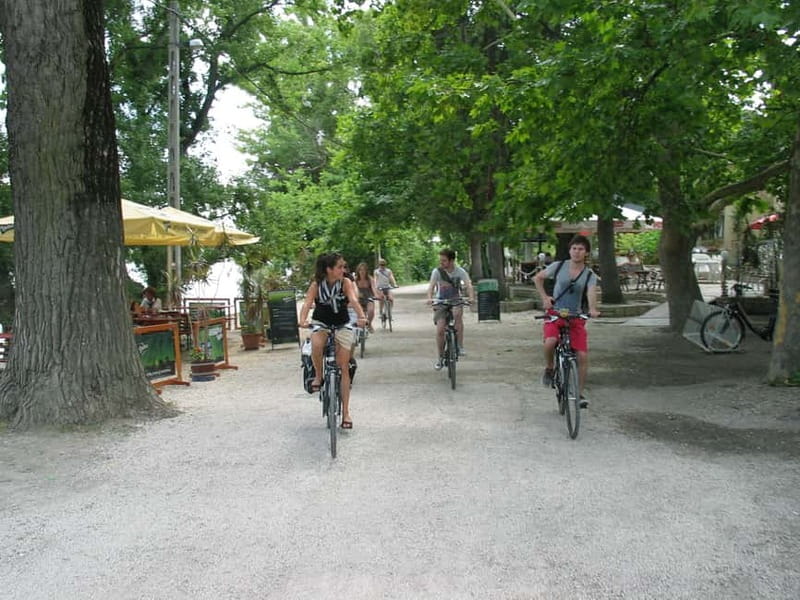 Szentendre Bike & Train Tour by Budapest Bike Breeze - Three hours to explore Szentendre
