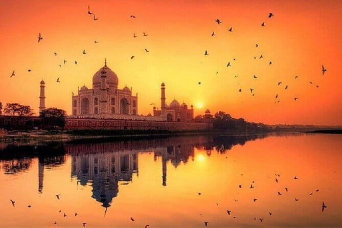 Taj Mahal Agra Tour by Gatimaan Express Train - Meals, train comfort, and the return to Delhi