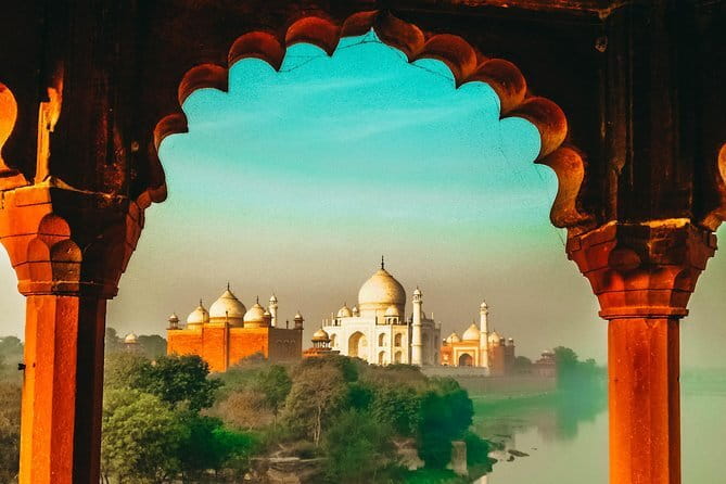 Taj Mahal Agra Tour by Gatimaan Express Train - Arriving at Agra Cantt at 9:50 am
